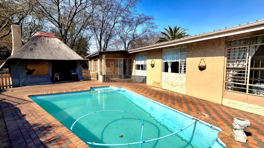 4 Bedroom Property for Sale in Sasolburg Ext 15 Free State